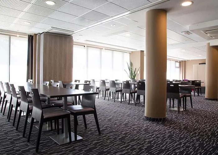 Ogcholet Park Hotel *